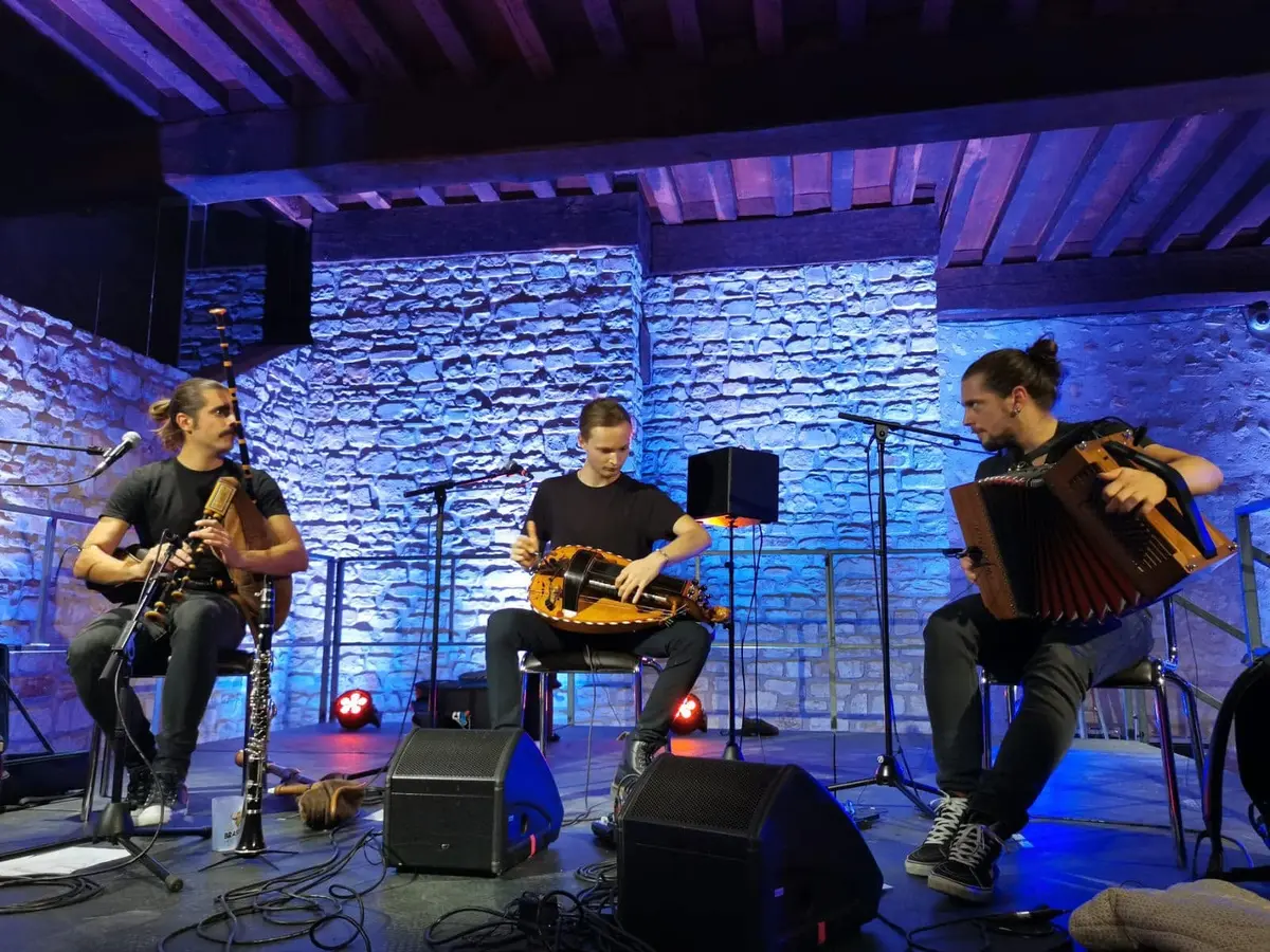 Festival TRAD' à la Source