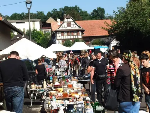 Messti et Marché aux puces