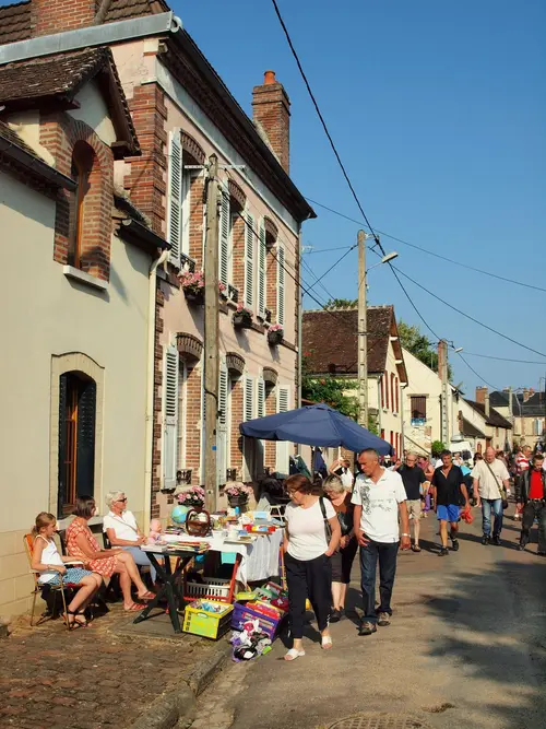 Vide grenier de 8h à 18h