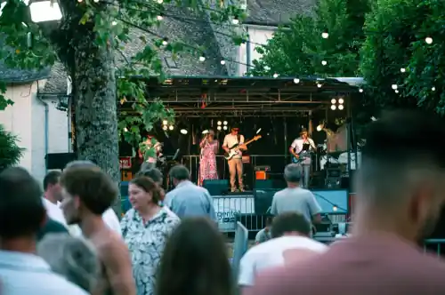 Venez participer au bal country organisé par l'association "ça bouge".